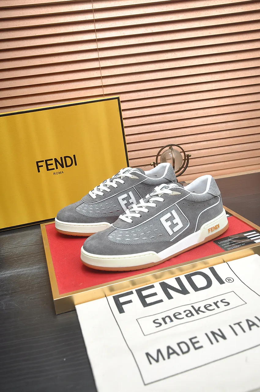 Men's shoes 💰600💶 [Fendi] The latest couple model 🔥 Many 💑 stars have the same style. FD match is a one-to-one replica of the original version. The first fendi match created by designer Kim Jones and Trainer basketball sneakers by Donkey. Material: Original silk leather. Lining: breathable mesh. Packaging: Original 1:1 matching high-end packaging. Size: Female 35-40 Male 38-44 (45 46. Custom-made (no return or exchange)